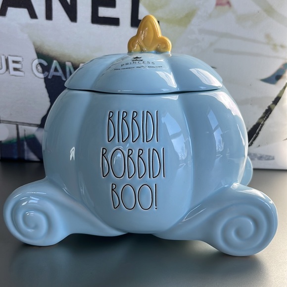 NWOT-THE DISNEY COLLECTION BY RAE DUNN PRINCESS PUMPKIN CARRIAGE - Picture 4 of 8